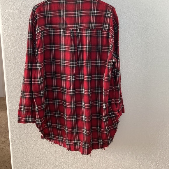 1.4.3 Story Oversized Red Plaid Distressed Button Up - Picture 2 of 9
